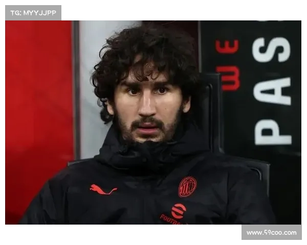 罗马诺确认AC米兰中场阿德利完成转会加盟沙特球队利雅得青年